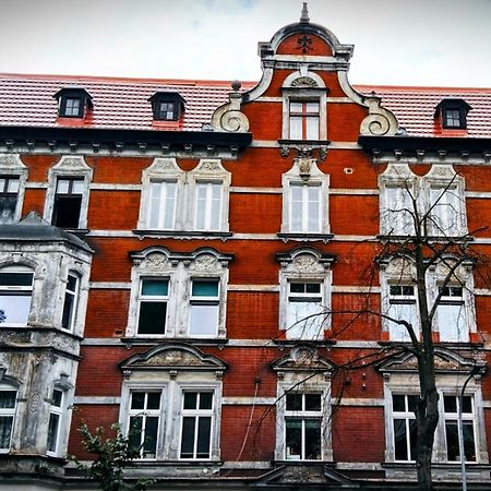 Art Mieszkanie Blisko Dworca Pkp Walbrzych Miasto Exterior foto