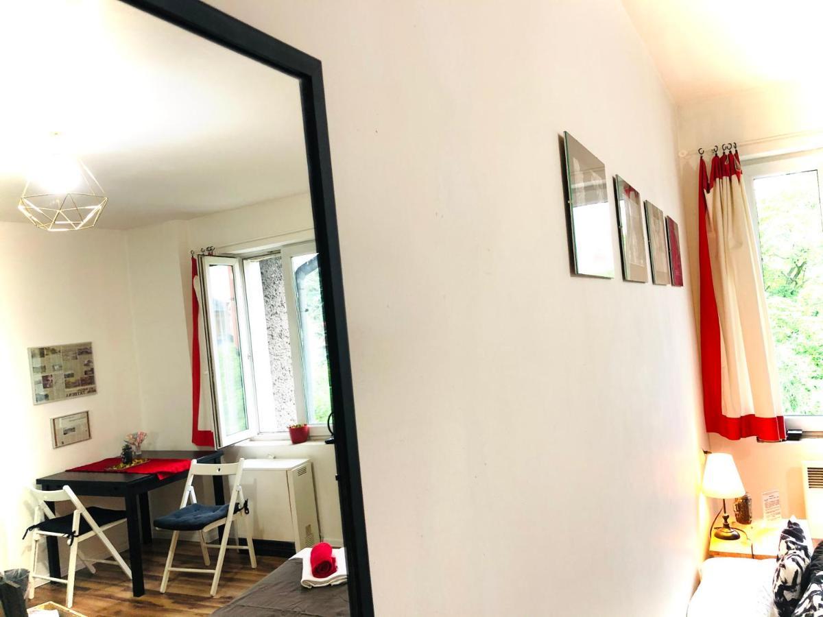 Art Mieszkanie Blisko Dworca Pkp Walbrzych Miasto Exterior foto