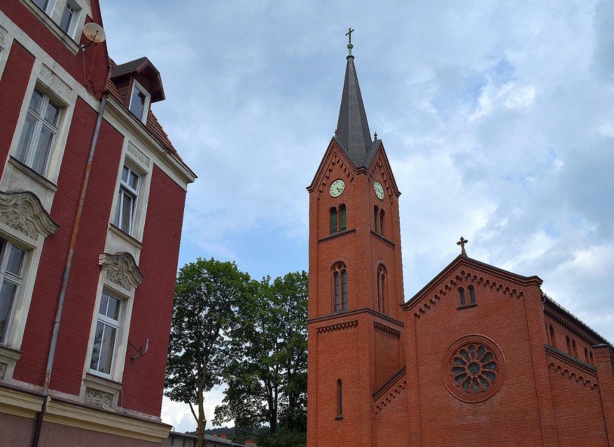 Art Mieszkanie Blisko Dworca Pkp Walbrzych Miasto Exterior foto